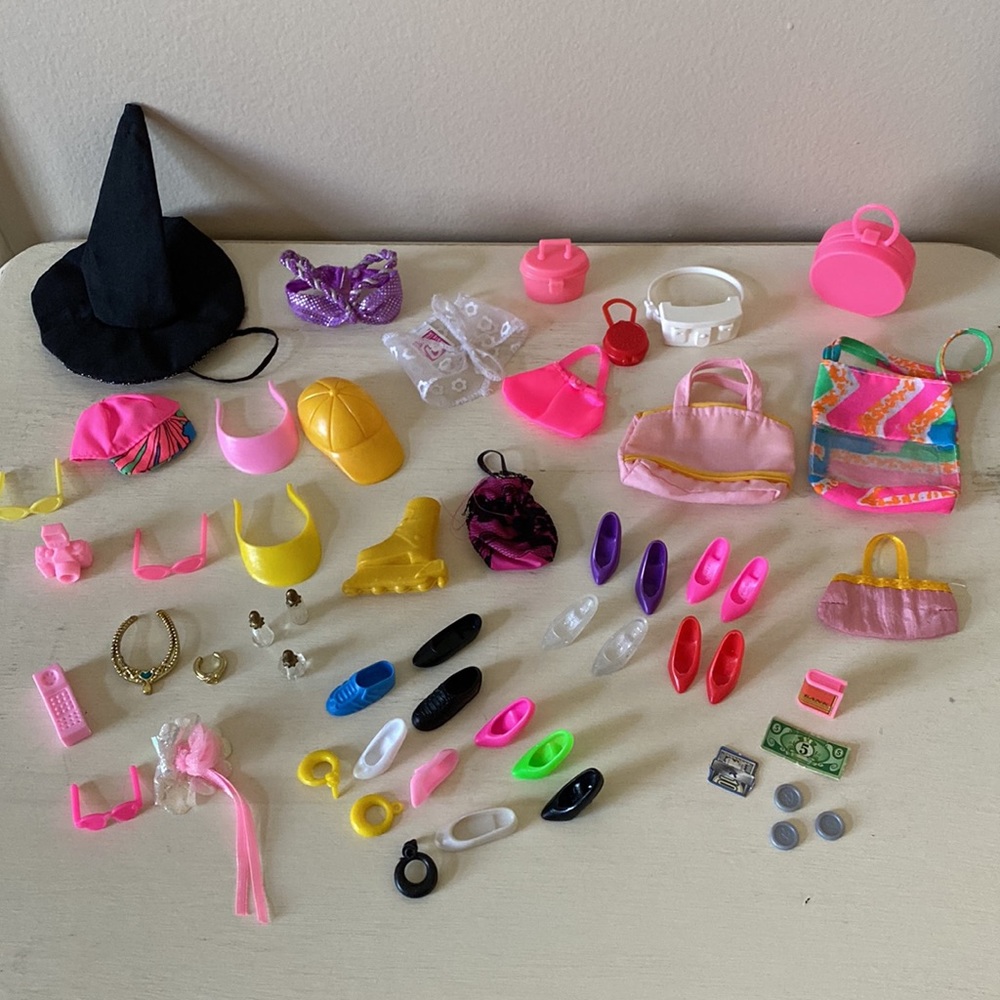 Barbie Accessories: Shoes, Purses, Money, Perfume Bottles, Jewelry